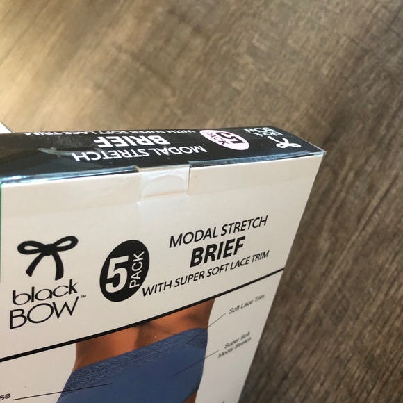 Black Bow Ladies' High Waist Brief, 5-pack - Picture 12 of 13